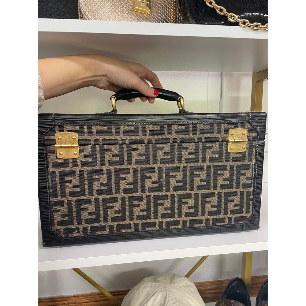 Fendi Vintage Zucca Canvas Vanity Case - Picture 2 of 10